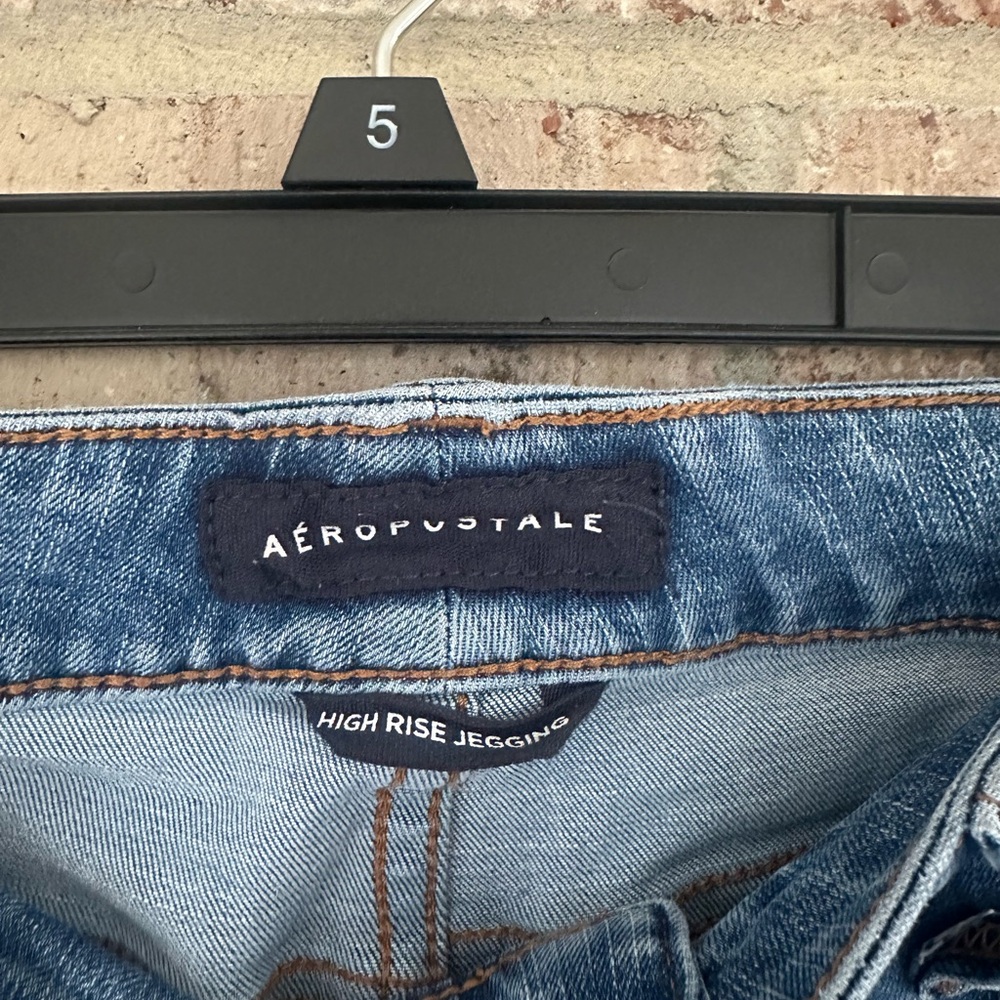 Aeropostale Ripped High Rise Jegging - Picture 2 of 3